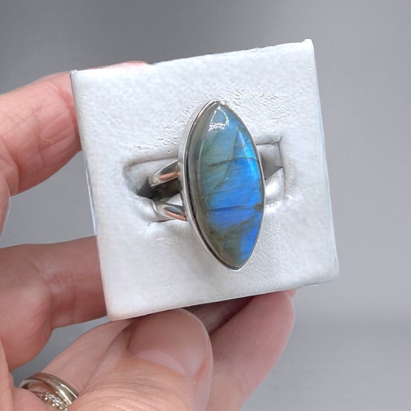 🌺Artisan Sterling & Labradorite Ring - Picture 16 of 16